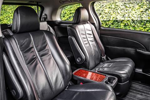 2014 Toyota Estima Aeras E-Four - Thumbnail