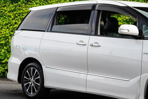 2014 Toyota Estima Aeras E-Four - Thumbnail