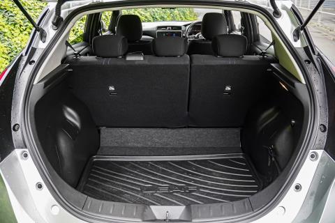 2020 Nissan Leaf 40X 92% SOH - Thumbnail
