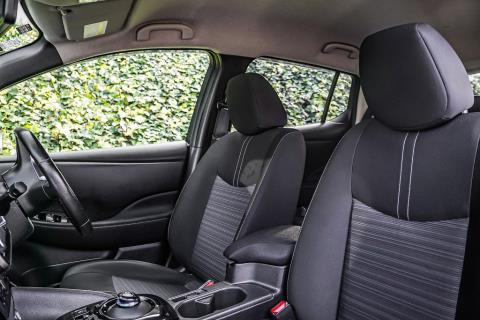 2018 Nissan Leaf 40G 91% SOH - Thumbnail