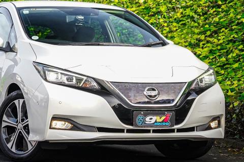 2018 Nissan Leaf 40G 91% SOH - Thumbnail