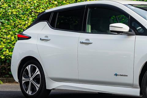 2018 Nissan Leaf 40G 91% SOH - Thumbnail