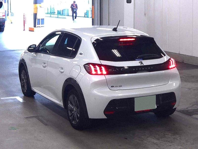 2021 Peugeot e-208 Allure Electric