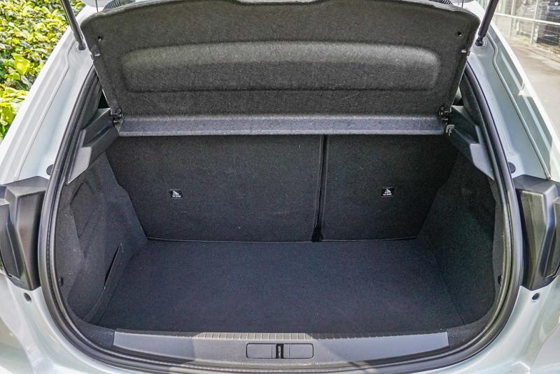 2021 Peugeot e-208 Allure Electric