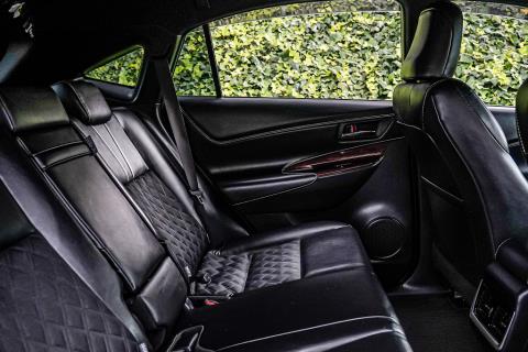 2016 Toyota Harrier Premium Hybrid - Thumbnail