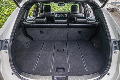 2016 Toyota Harrier Premium Hybrid - Thumbnail