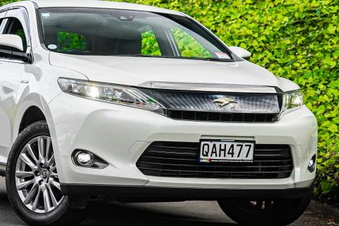 2016 Toyota Harrier Premium Hybrid - Thumbnail
