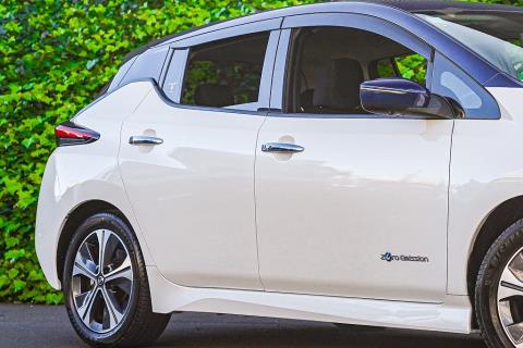 2019 Nissan Leaf 40G Full English - Thumbnail