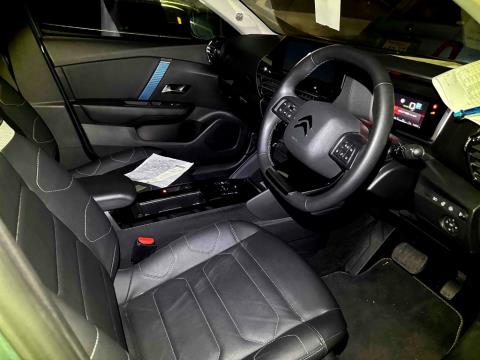 2022 Citroen e-C4 Shine Plus Electric - Thumbnail
