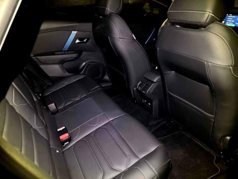 2022 Citroen e-C4 Shine Plus Electric - Thumbnail