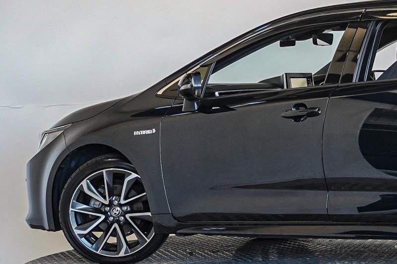2018 Toyota Corolla GZ Hybrid