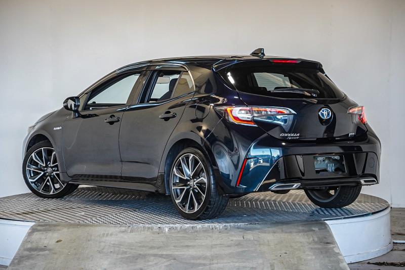 2018 Toyota Corolla GZ Hybrid