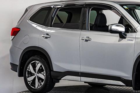 2019 Subaru Forester Advance e-Boxer - Thumbnail