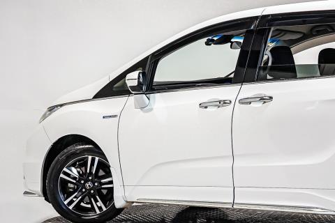2016 Honda Odyssey Absolute Hybrid - Thumbnail