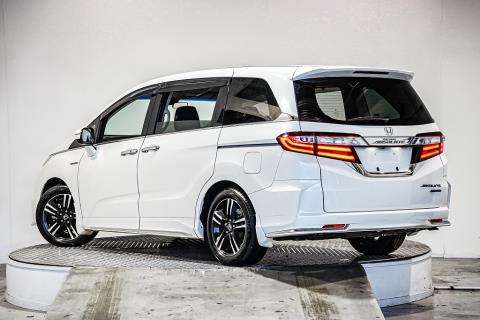 2016 Honda Odyssey Absolute Hybrid - Thumbnail