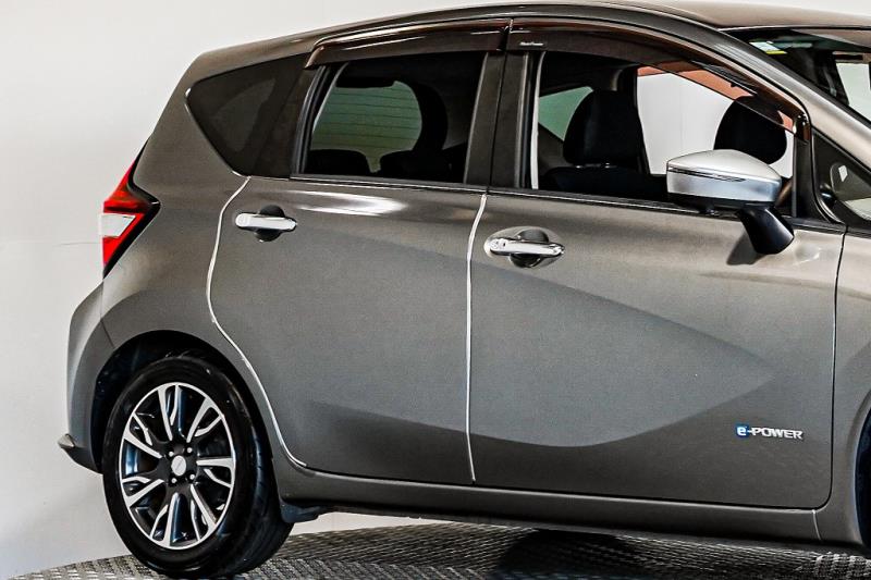 2017 Nissan Note X E-Power
