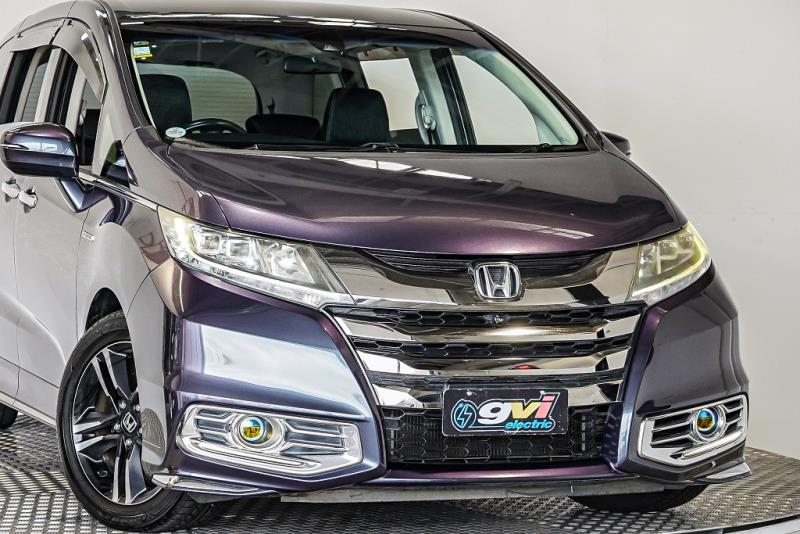 2016 Honda Odyssey Absolute Hybrid