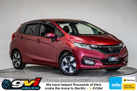 2017 Honda Fit L / Jazz Hybrid