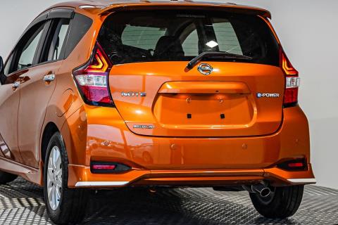 2017 Nissan Note e-Power Medalist - Thumbnail