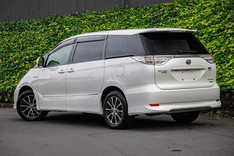 2014 Toyota Estima Aeras Hybrid 4WD