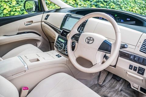 2014 Toyota Estima Aeras Hybrid 4WD - Thumbnail