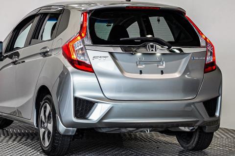 2016 Honda Fit L Hybrid / Jazz - Thumbnail