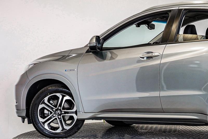 2014 Honda Vezel Z / HR-V Hybrid