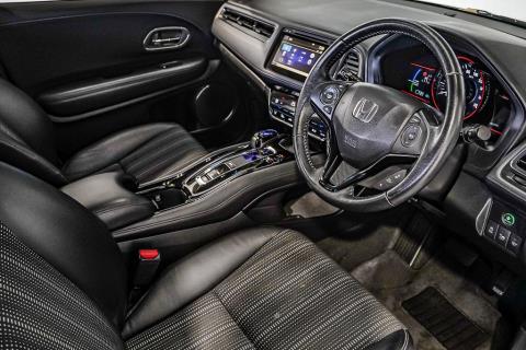 2014 Honda Vezel Z / HR-V Hybrid - Thumbnail