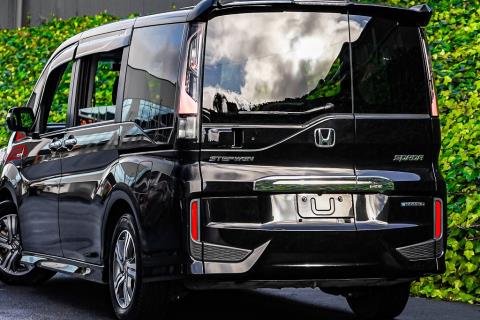 2018 Honda Step Wagon Spada Hybrid - Thumbnail