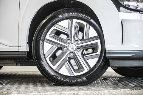 2022 Hyundai Kona EV Elite - Thumbnail