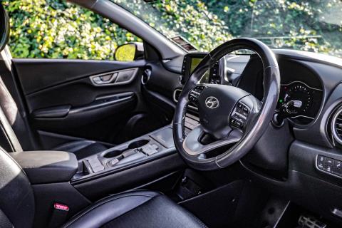 2019 Hyundai Kona EV 64kWh - Thumbnail