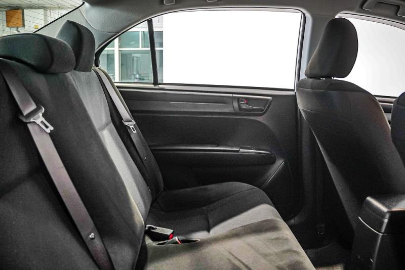 2018 Toyota Corolla Axio Hybrid