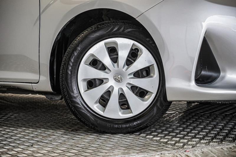 2018 Toyota Corolla Axio Hybrid