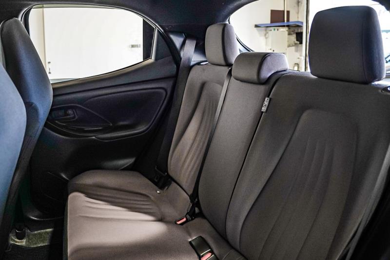 2020 Toyota Yaris Hybrid / Vitz