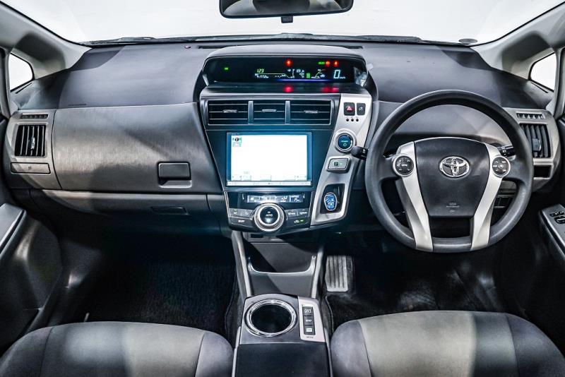 2012 Toyota Prius Alpha S
