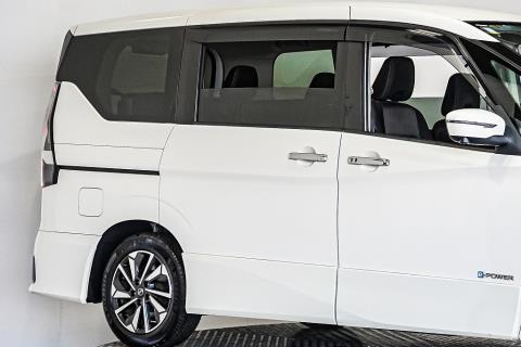 2020 Nissan Serena e-Power Hybrid - Thumbnail