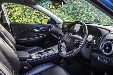 2021 Hyundai Kona EV 64kWh - Thumbnail