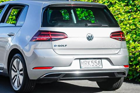 2020 Volkswagen e-Golf EV Gen 2 36kWh - Thumbnail