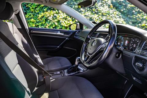2020 Volkswagen e-Golf EV Gen 2 36kWh - Thumbnail