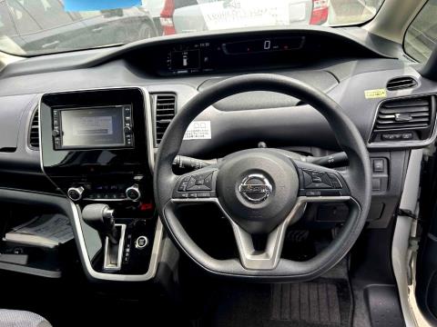 2019 Nissan Serena Hybrid - Thumbnail