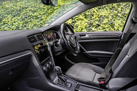 2020 Volkswagen e-Golf EV Gen 2 36kWh - Thumbnail