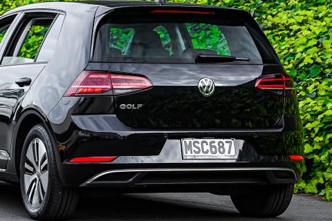 2020 Volkswagen e-Golf EV Gen 2 36kWh - Thumbnail