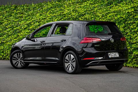 2020 Volkswagen e-Golf EV Gen 2 36kWh - Thumbnail