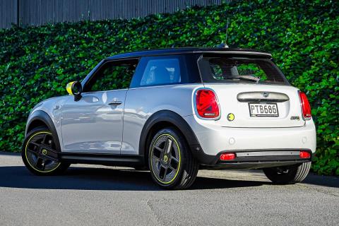 2020 Mini Cooper - Thumbnail