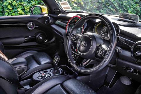2020 Mini Cooper - Thumbnail