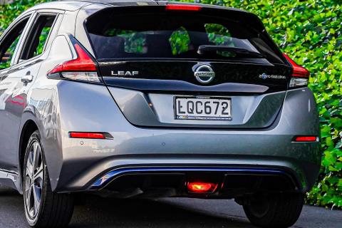 2018 Nissan Leaf 40kWh Tekna - Thumbnail