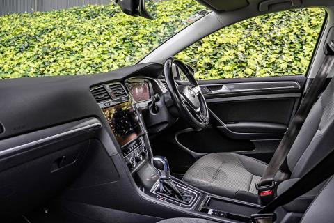2020 Volkswagen e-Golf EV Gen 2 36kWh - Thumbnail