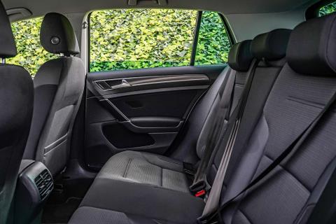 2020 Volkswagen e-Golf EV Gen 2 36kWh - Thumbnail