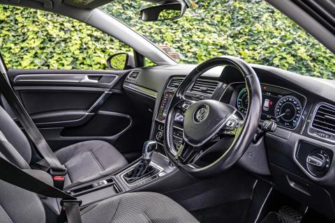 2020 Volkswagen e-Golf EV Gen 2 36kWh - Thumbnail