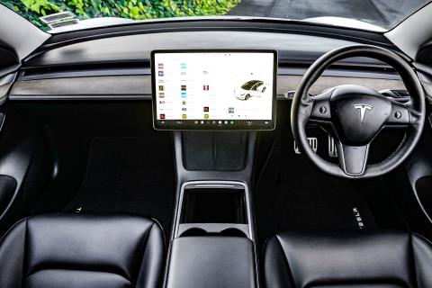 2021 Tesla Model 3 SR+ - Thumbnail